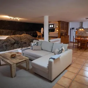 https://casa-ico-lanzarote.puertodelcarmen-hotels.org